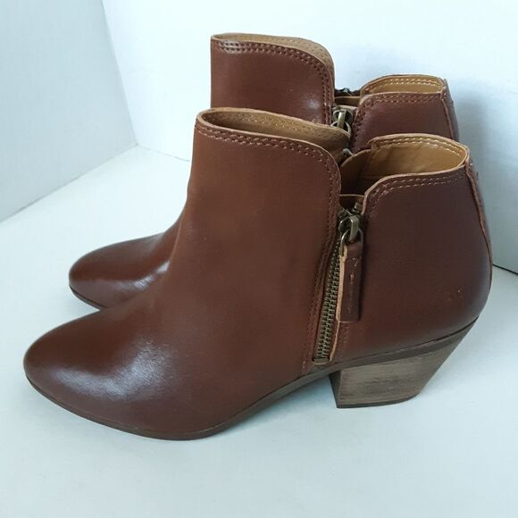 Frye Women’s size 9M Brown Leather Ankle Boot - Picture 3 of 10